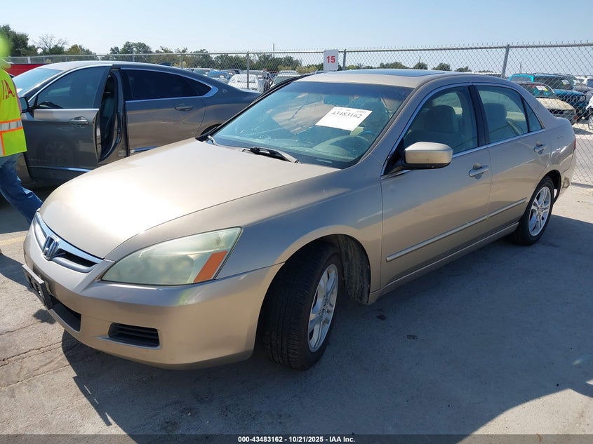 1HGCM56766A018476 2006 HONDA ACCORD photo no. 2