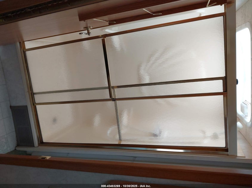 2003 Ford E-450 Cutaway Standard VIN: 1FDXE45S93HB42351 Lot: 43483269