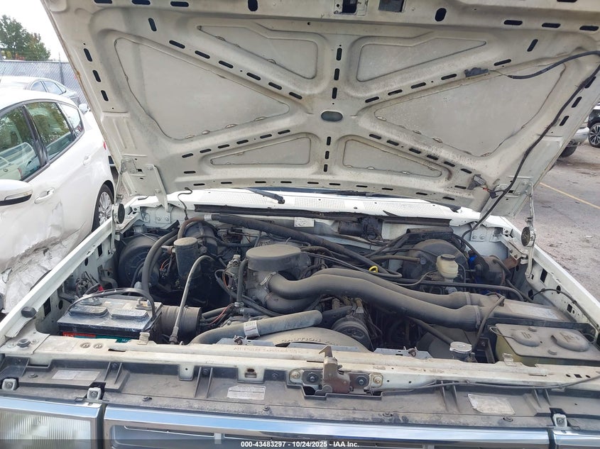 1987 Ford F150 VIN: 1FTCF15N9HPB11588 Lot: 43483297