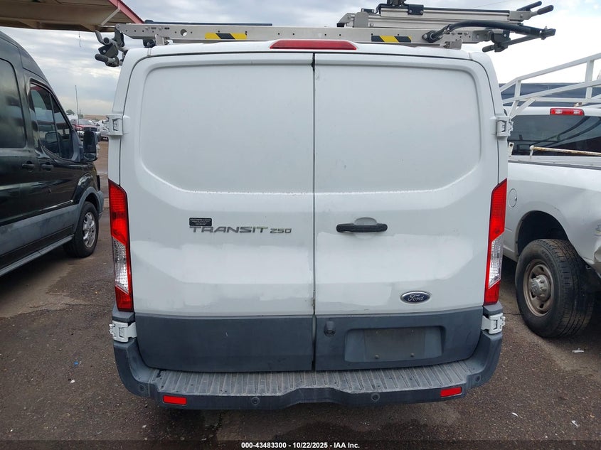 2017 Ford Transit-250 VIN: 1FTYR1YM3HKA91044 Lot: 43483300