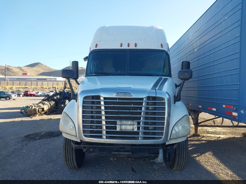 3AKJGLD55FSGD5046 2015   photo no. 13