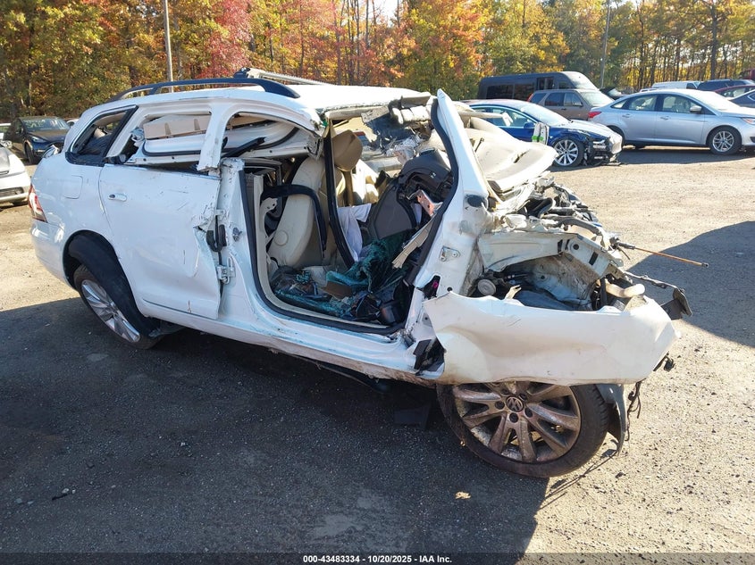 2014 VOLKSWAGEN JETTA SPORTWAGEN 2.0L TDI - 3VWPL7AJ2EM623305