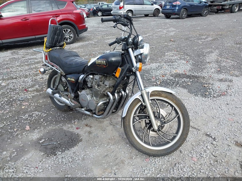 4H7110590 1981 YAMAHA XJ photo no. 6