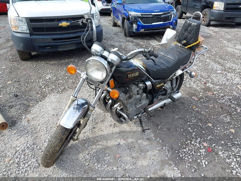 4H7110590 1981 YAMAHA XJ photo no. 6