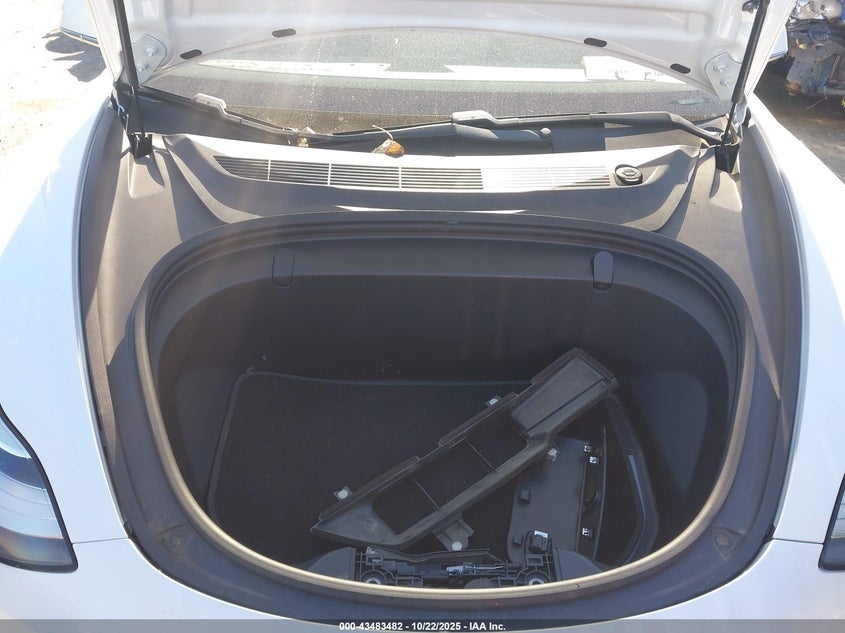 5YJ3E1EB2KF199779 2019 TESLA MODEL 3 photo no. 10