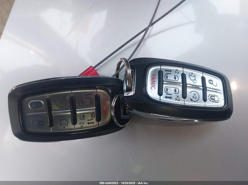 2020 Chrysler Pacifica Touring L VIN: 2C4RC1BG9LR276024 Lot: 43483523