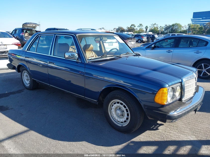 MERCEDES-BENZ 300 1985. Lot# 43483833. VIN WDBAB33C5FA226574. Photo 1