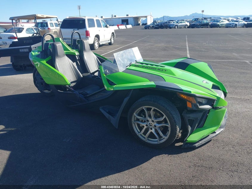 57XAAPHD9N8150626 2022 Polaris Slingshot Sl auction photo 1