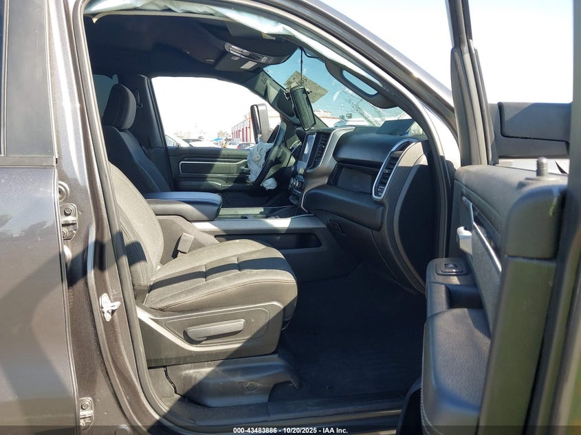 1C6SRFFT9KN577030 2019 RAM 1500 photo no. 5