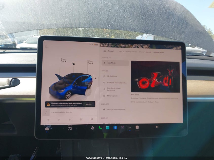 2022 Tesla Model Y Long Range Dual Motor All-Wheel Drive VIN: 7SAYGAEE0NF382678 Lot: 43483971