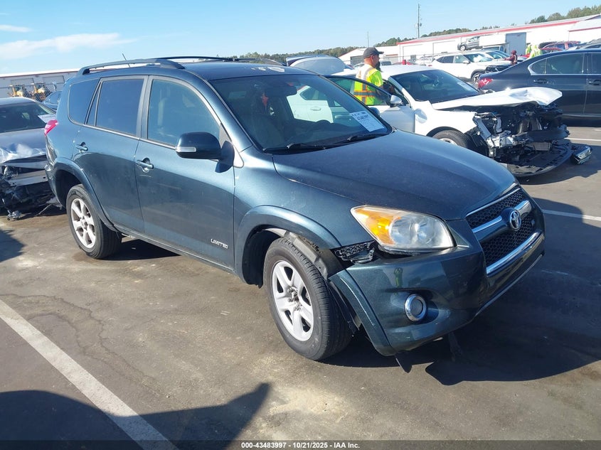 TOYOTA RAV4 LIMITED V6
