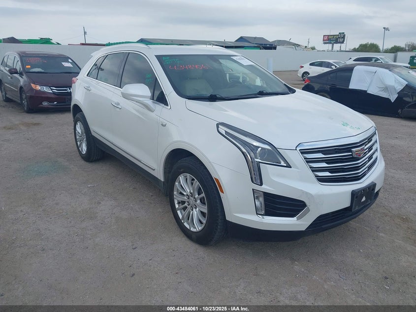 CADILLAC XT5 STANDARD