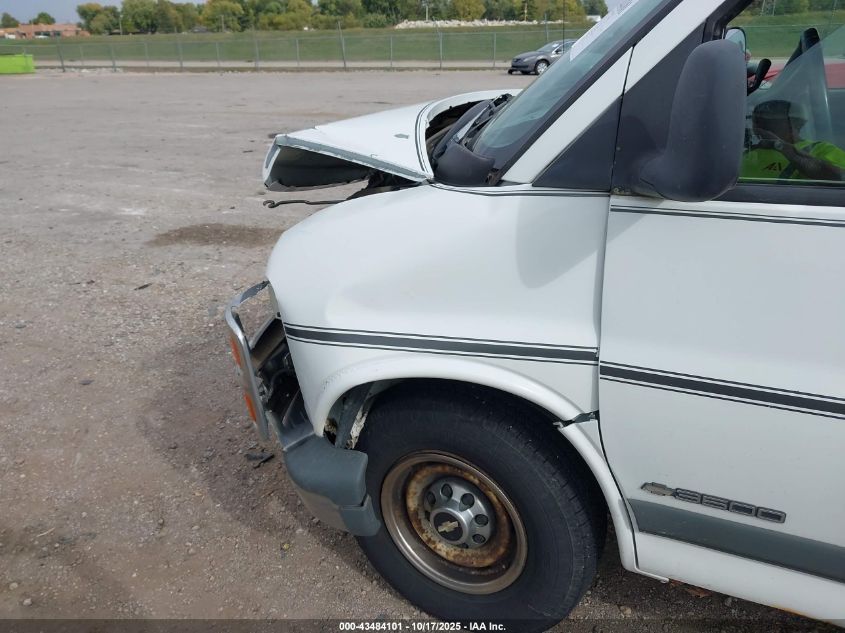 2001 Chevrolet Express VIN: 1GAHG39RX11195224 Lot: 43484101