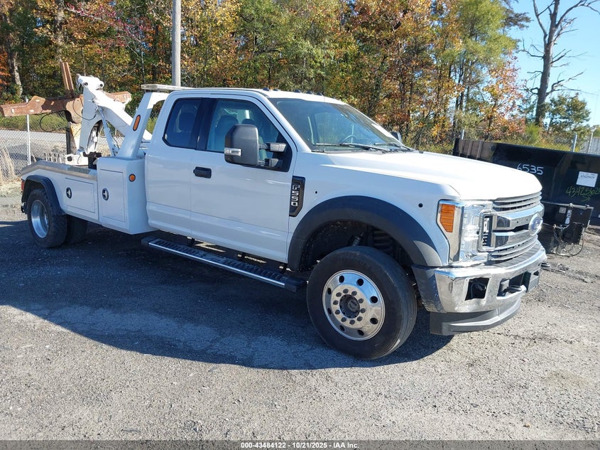 2017 Ford F-550 Chassis Xlt white truck diesel 1FD0X5HT8HEB66493 photo #1
