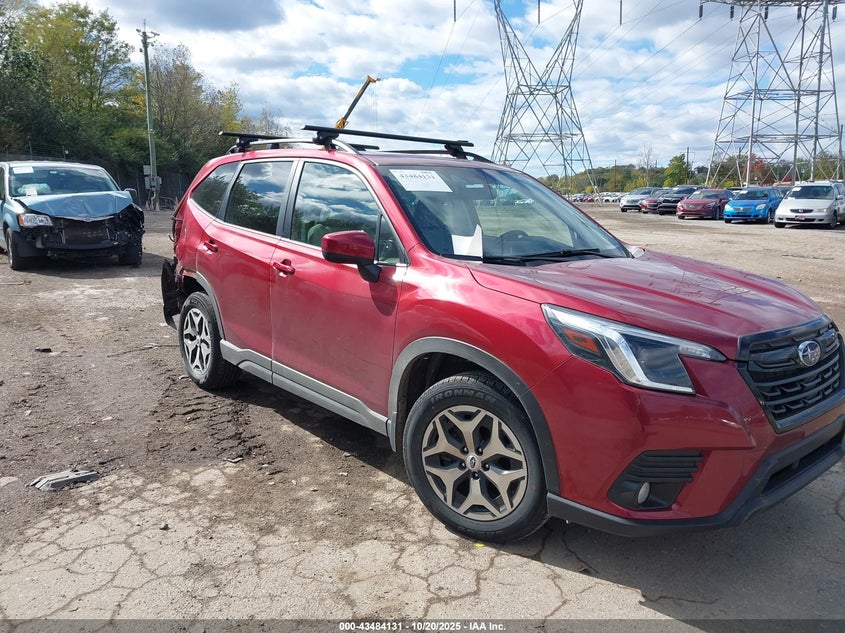 SUBARU FORESTER PREMIUM