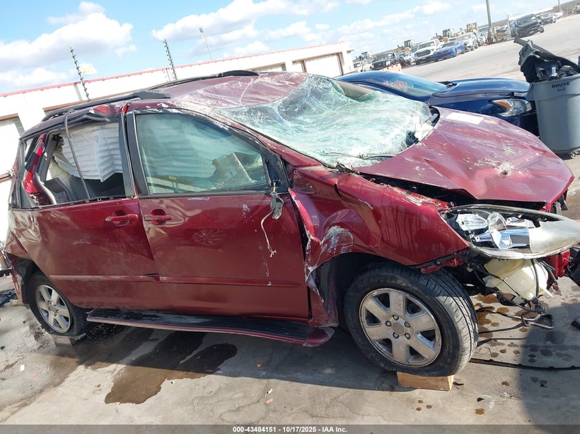 5TDZK23C89S251233 2009 TOYOTA SIENNA photo no. 13