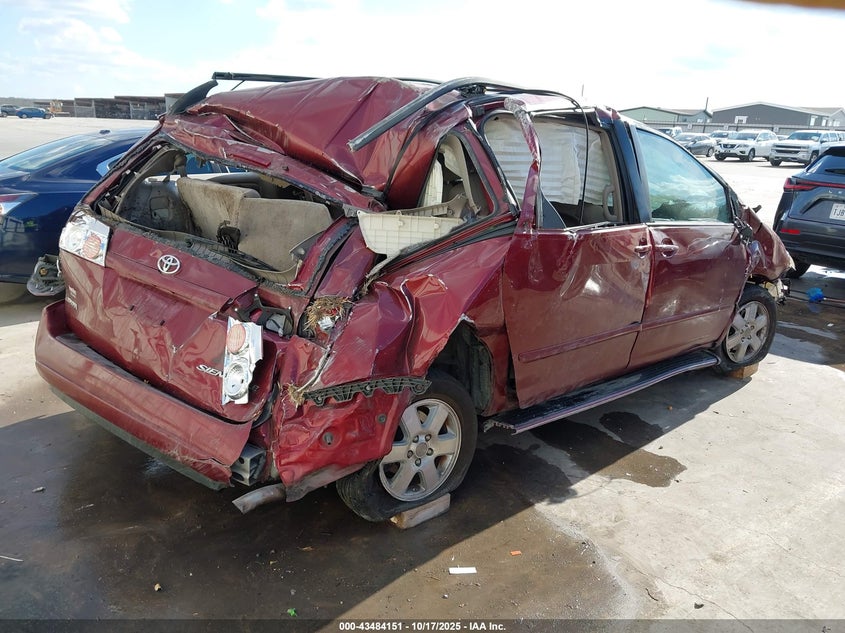 5TDZK23C89S251233 2009 TOYOTA SIENNA photo no. 4