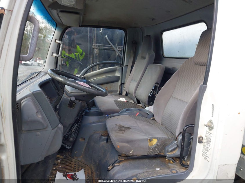 2014 Isuzu Npr Hd Dsl Reg At VIN: JALC4W163E7001146 Lot: 43484207