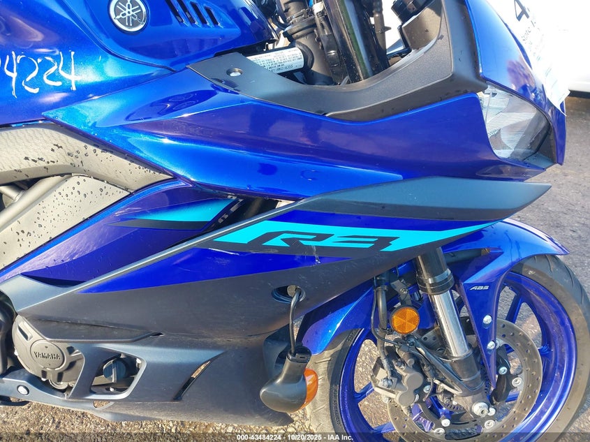 2024 YAMAHA YZFR3 A MH3RH18Y1RK016355