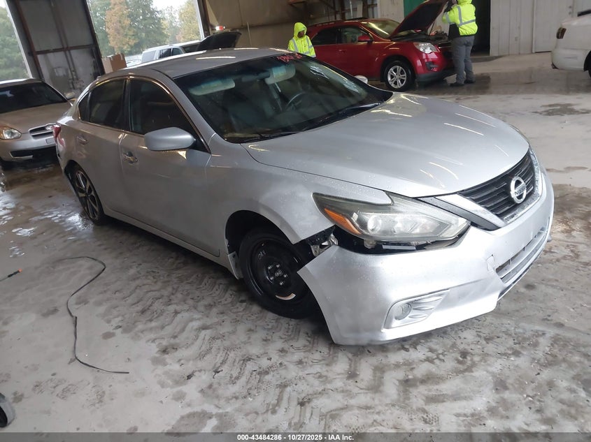 NISSAN ALTIMA 2.5 SR