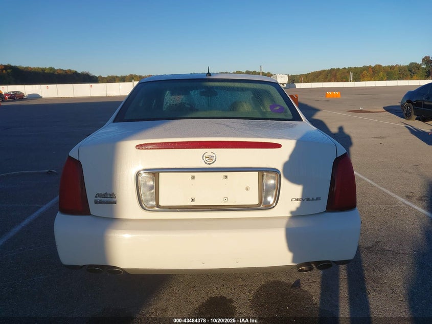 2005 Cadillac Deville Livery VIN: 1G6KD54Y35U200786 Lot: 43484378