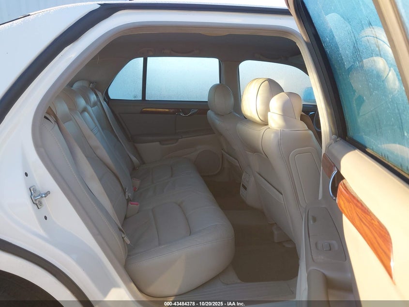 2005 Cadillac Deville Livery VIN: 1G6KD54Y35U200786 Lot: 43484378