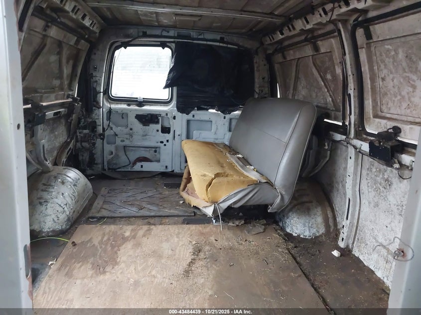 2004 Chevrolet Express VIN: 1GCHG35U141158245 Lot: 43484439