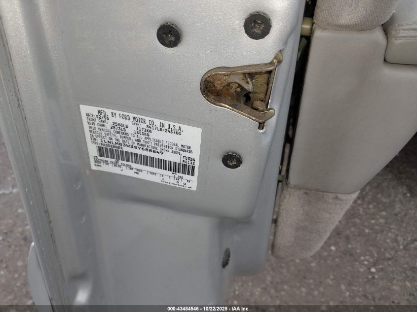 1995 Lincoln Town Car Cartier VIN: 1LNLM83W3SY688849 Lot: 43484546