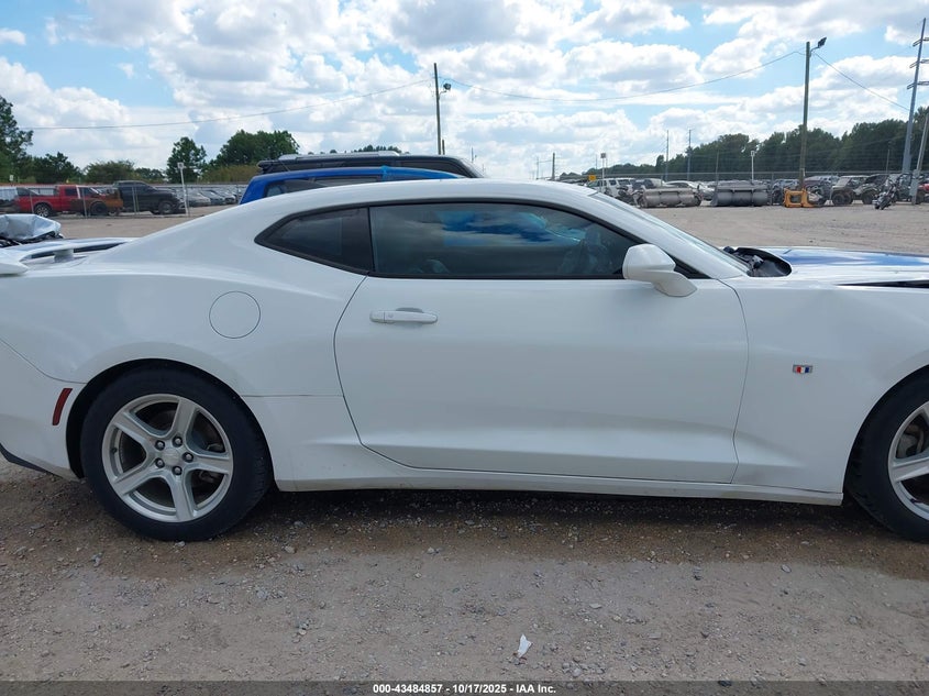 2017 CHEVROLET CAMARO 1LT 1G1FB1RSXH0184558