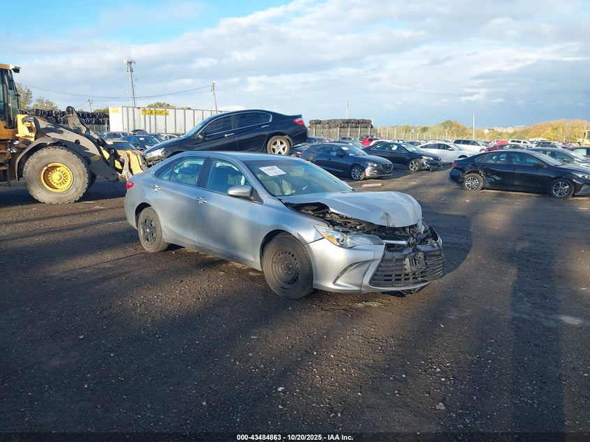2015 TOYOTA CAMRY LE - 4T4BF1FK6FR463818