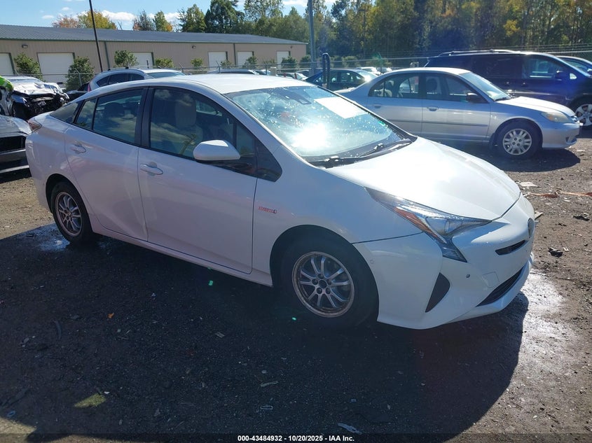 TOYOTA PRIUS THREE