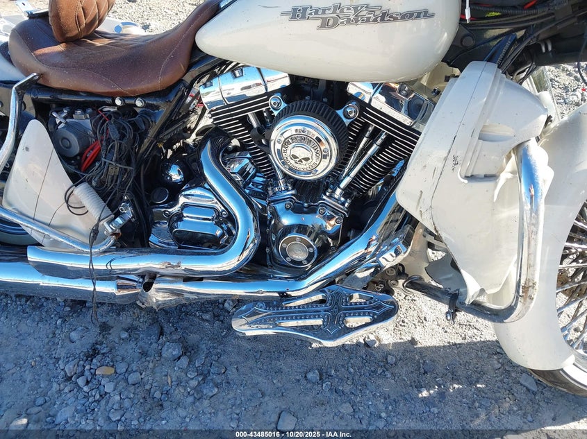 2014 HARLEY-DAVIDSON FLHXS STREET GLIDE SPECIAL 1HD1KRM17EB661718