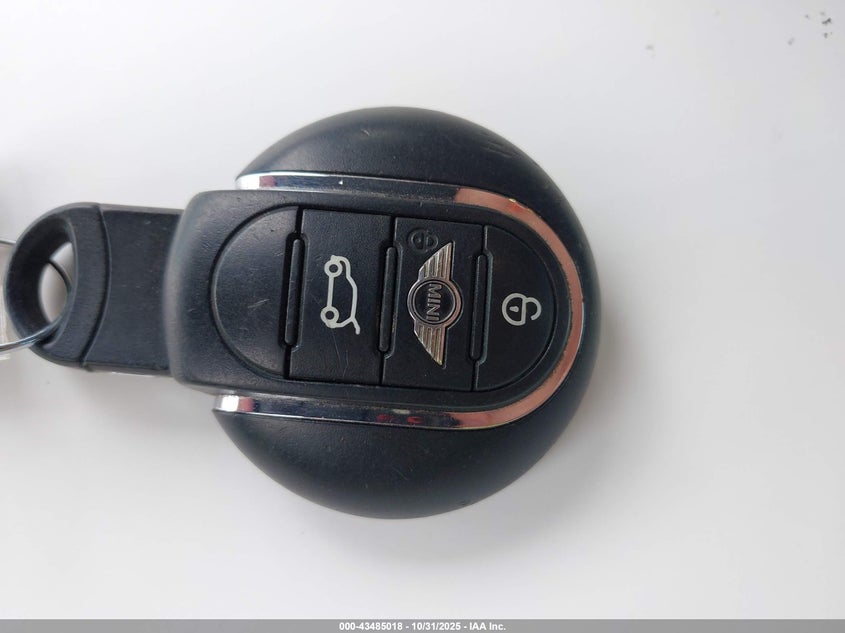 2016 Mini Hardtop Cooper VIN: WMWXP5C52G3B15061 Lot: 43485018