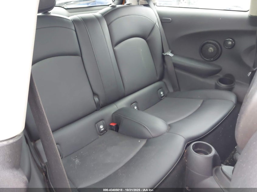 2016 Mini Hardtop Cooper VIN: WMWXP5C52G3B15061 Lot: 43485018