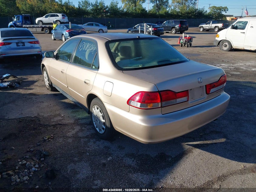 1HGCG56482A026344 2002 HONDA ACCORD photo no. 3
