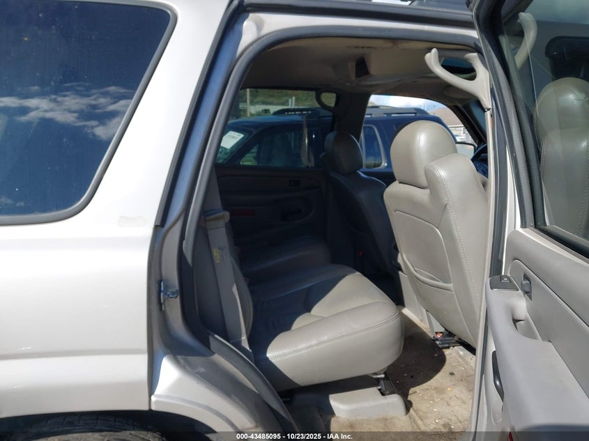 2005 GMC Yukon Slt VIN: 1GKEK13T35R275493 Lot: 43485095