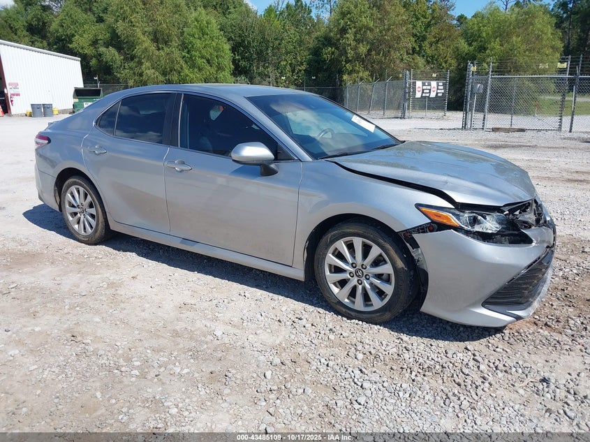 2019 TOYOTA CAMRY LE - 4T1B11HK2KU843285