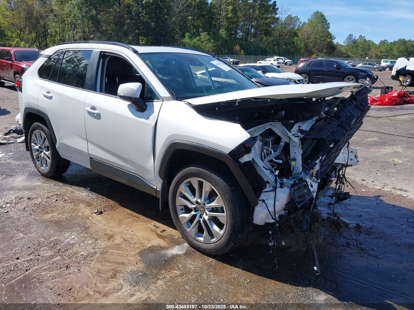 TOYOTA RAV4 XLE PREMIUM