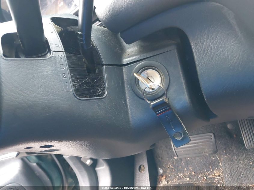 2001 Honda Cr-V Special Edition VIN: JHLRD18711S004229 Lot: 43485205