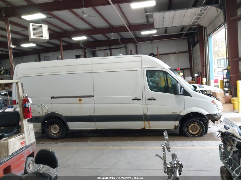 2011 Mercedes-Benz Sprinter 2500 High Roof VIN: WD3PE8CBXB5609642 Lot: 43485215