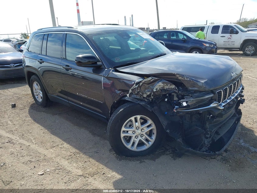 2023 JEEP GRAND CHEROKEE LAREDO 4X4 - 1C4RJHAG2PC621845