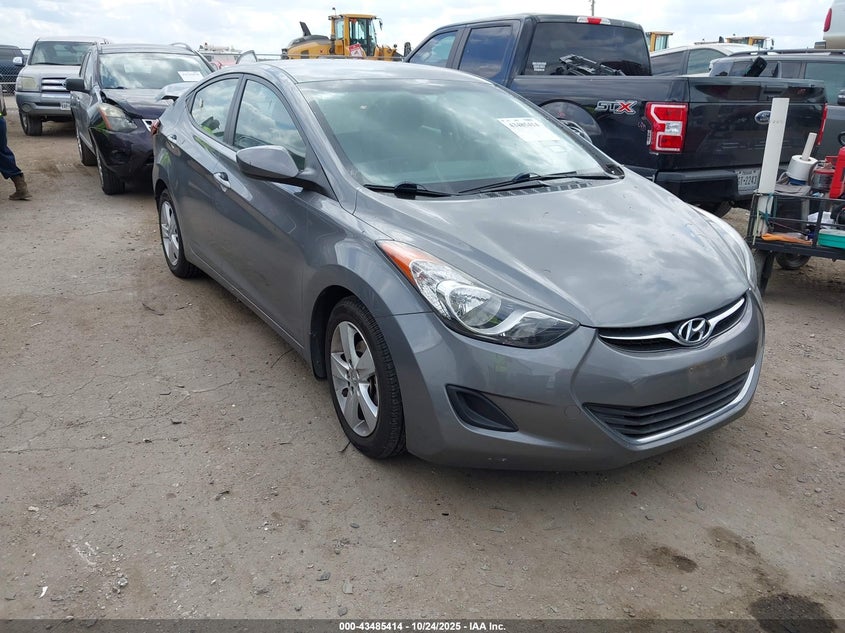 HYUNDAI ELANTRA GLS