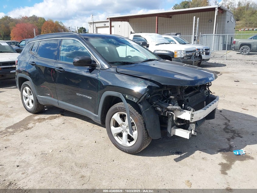 2019 JEEP COMPASS LATITUDE 4X4 - 3C4NJDBB8KT650354