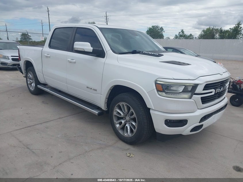 RAM 1500 LARAMIE 4X4 5 7 BOX