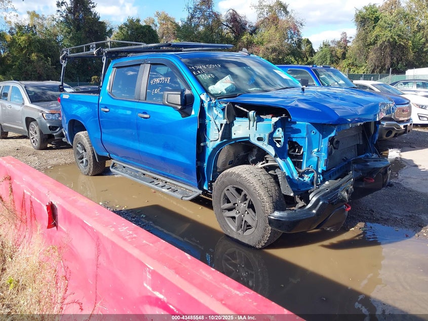 CHEVROLET SILVERADO 1500 4WD SHORT BED CUSTOM TRAIL BOSS