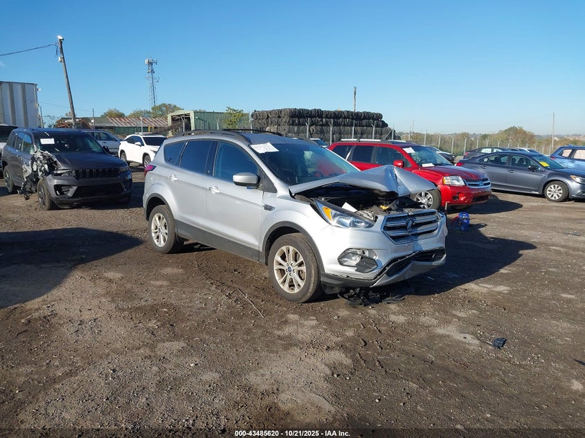 FORD ESCAPE SE