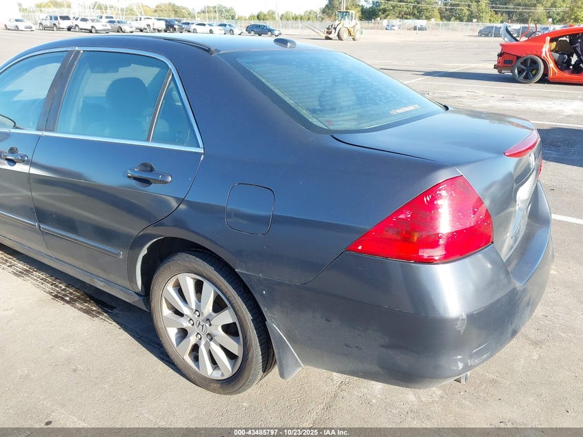 1HGCM66557A027644 2007 HONDA ACCORD photo no. 3