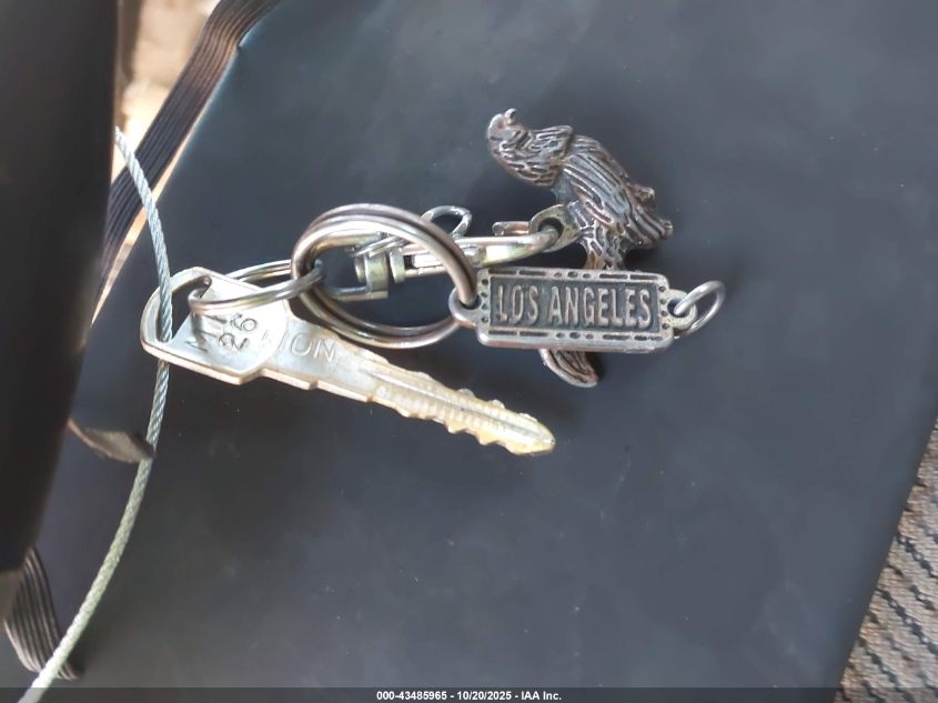 1997 Chevrolet K1500 Fleetside VIN: 2GCEK19R5V1290268 Lot: 43485965