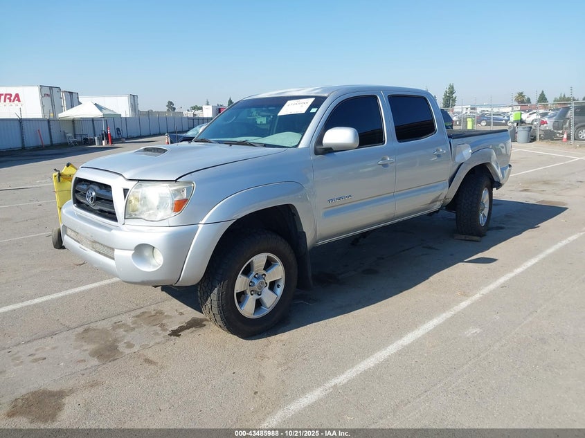 5TELU42N98Z497613 2008 TOYOTA TACOMA photo no. 2