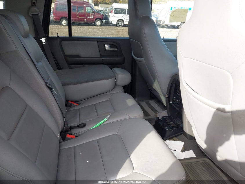 1FMPU16W73LC48393 2003 FORD EXPEDITION photo no. 8